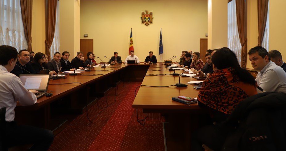 Eliminarea barierelor birocratice în dezvoltarea mediului de afaceri — consultări publice cu reprezentanții mai multor ministere
